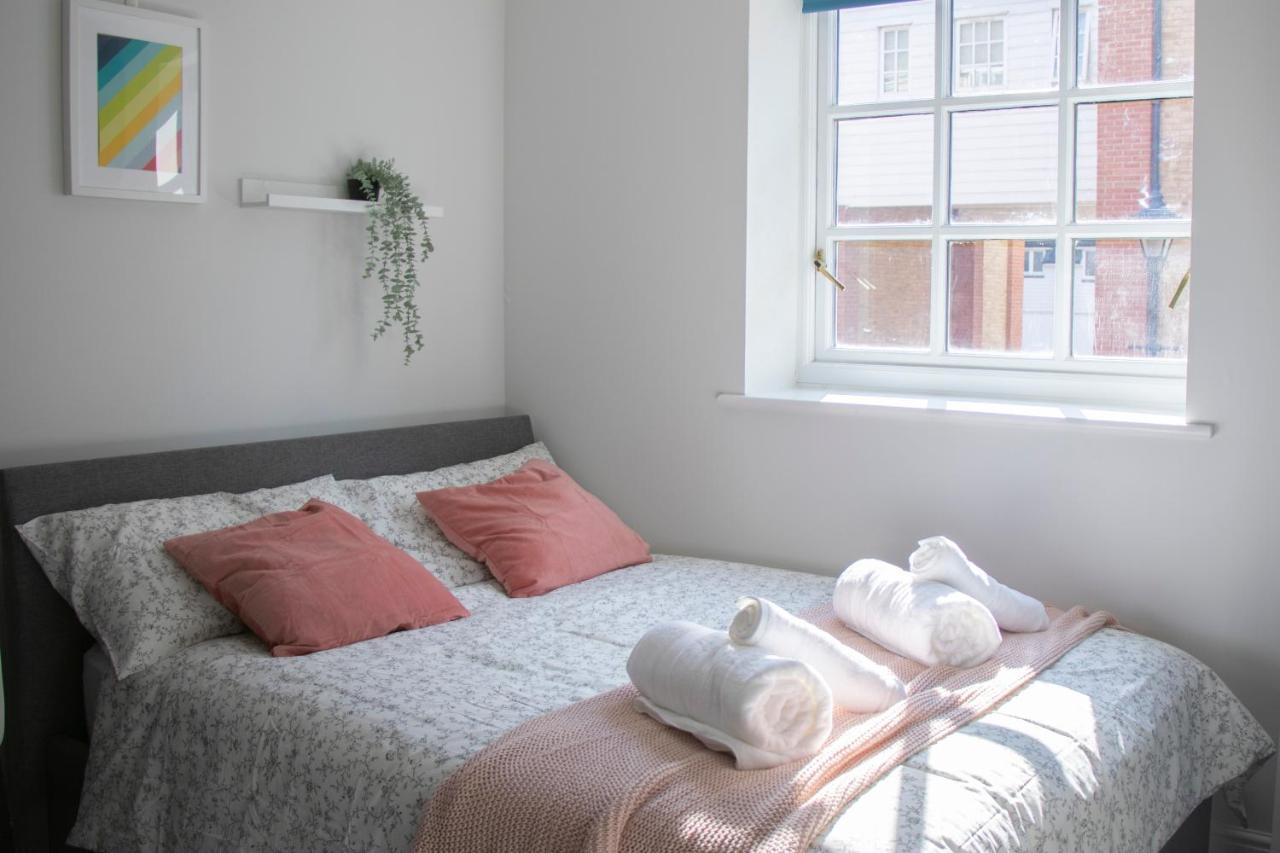 Lovely 3-Bedroom Apartment In Colchester Exterior foto